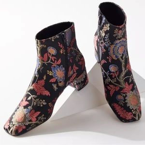 COPY - Boohoo Floral Booties Size 7.5